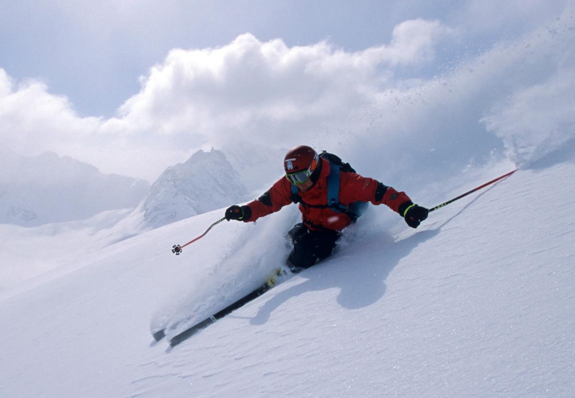 Bella Coola Nice turn Heliskiing Canada, Heliskiing Kanada