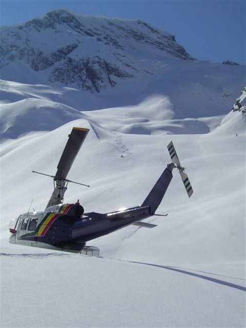 helicopter skiing crescent spur bc canada