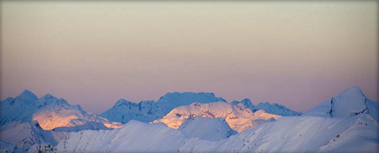 Adamants CMH, Canadian Mountain Holidays Adamants Lodge/Area Heli Skiing