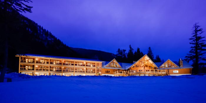 TLH Heli-Skiing Lodge, Canadian Helicopter Skiing Lodge