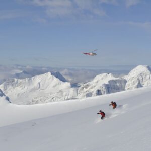 cmh revelstoke with chopper, CMH heli skiing revelstoke