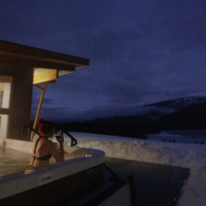 Northern Escape Heliskiing Mountain Lodge Hot Tub, Elite Package